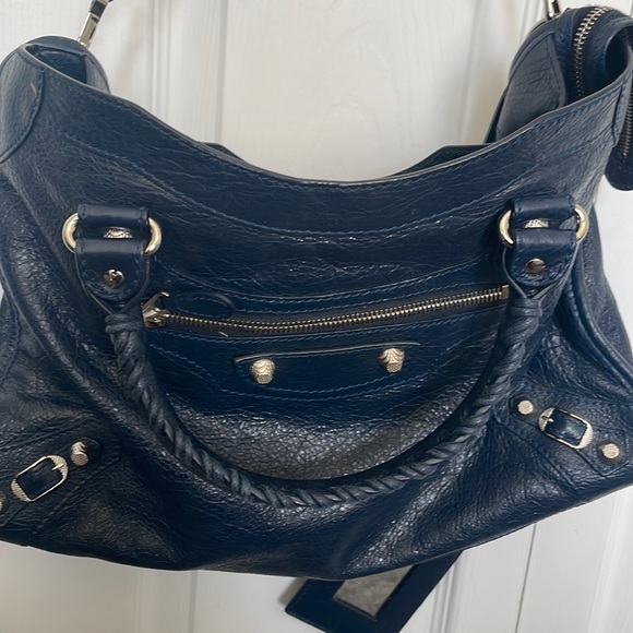 Balenciaga City Bag Medium shoulder strap & handles - Picture 4 of 16